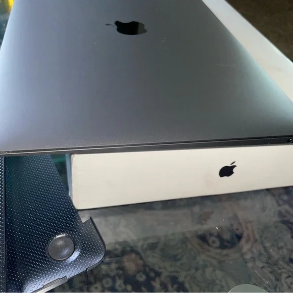 Mac book air..